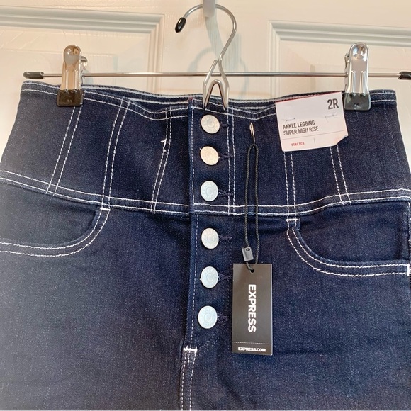 EXPRESS Dark Blue Wash Super High-Waisted Button Fly Denim Ankle Legging - Picture 3 of 6